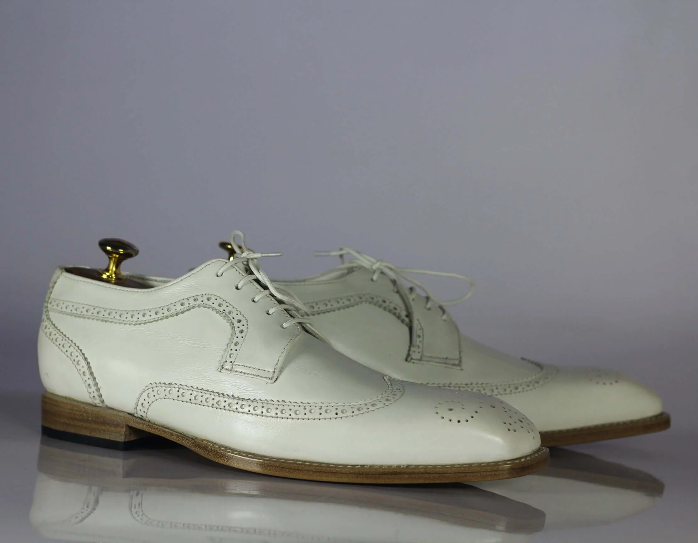 Handmade Men's White Leather Wing Tip Brogue Shoes, Men Designer Fashion Shoes